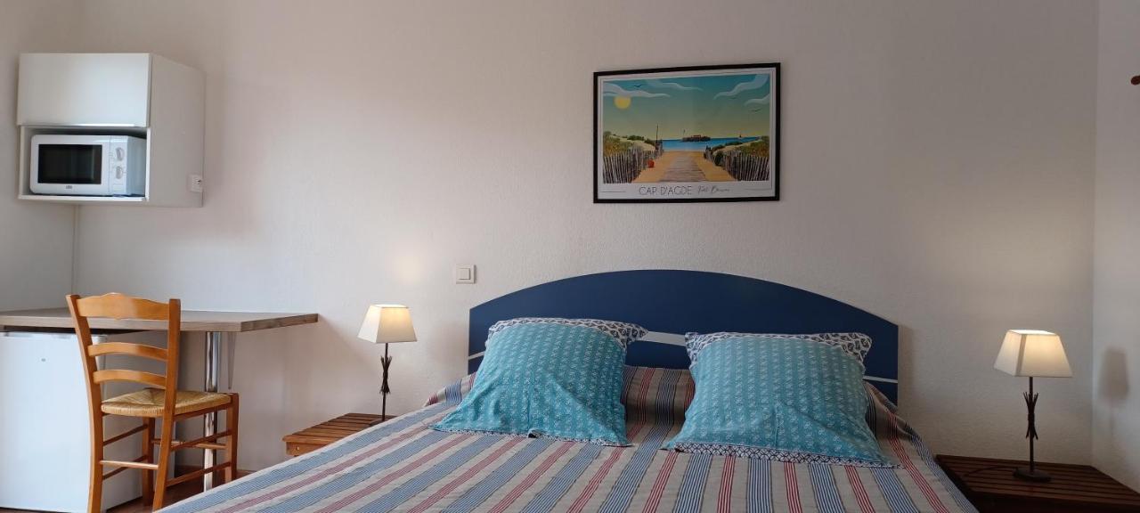 Chambres D'Hotes La Gardie Vias Exteriör bild