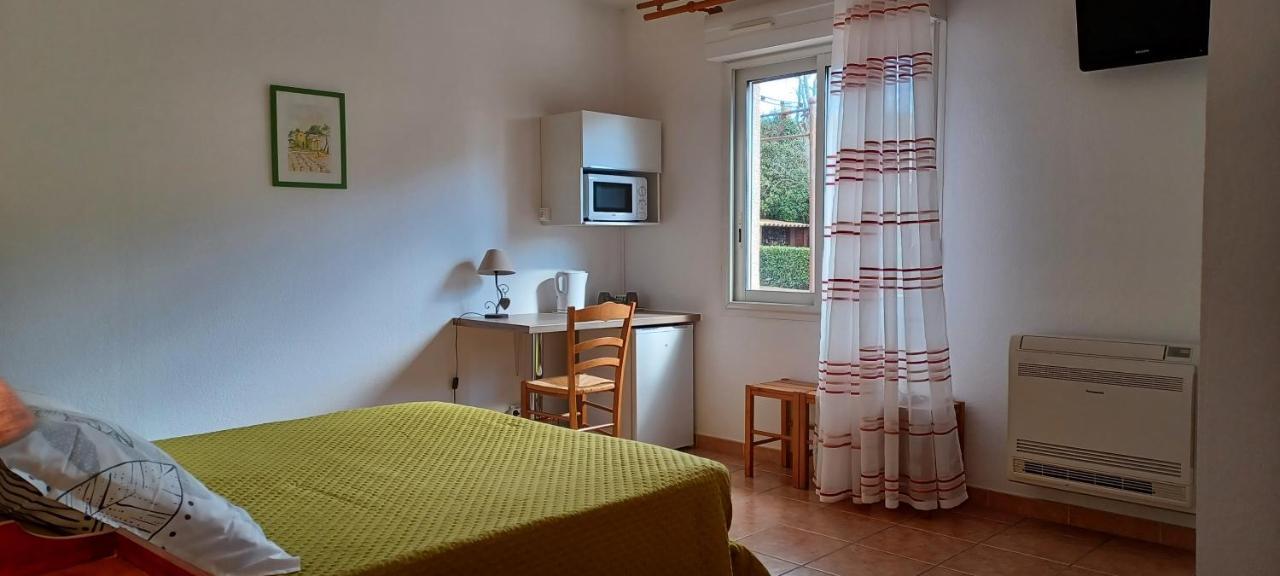 Chambres D'Hotes La Gardie Vias Exteriör bild